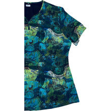 Load image into Gallery viewer, Women’s Printed Scrubs Top
